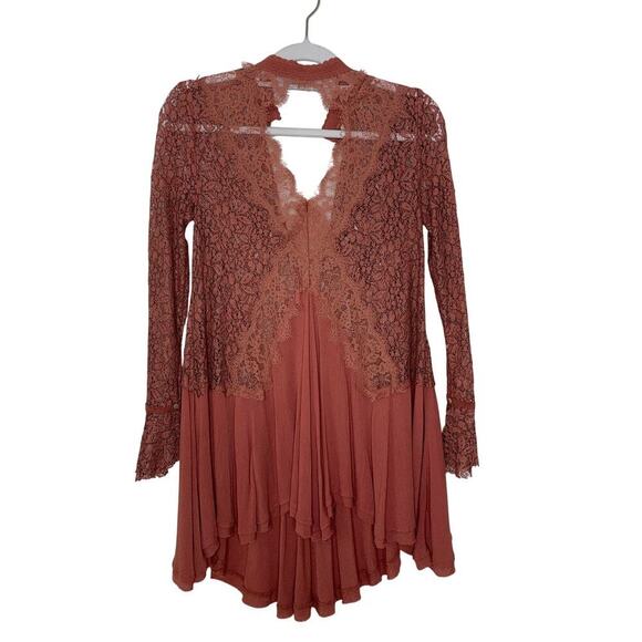 Free People Tell Tale Cutout Lace Tunic Mini Dress Rusty Rose in Rosey Coral - Picture 7 of 10